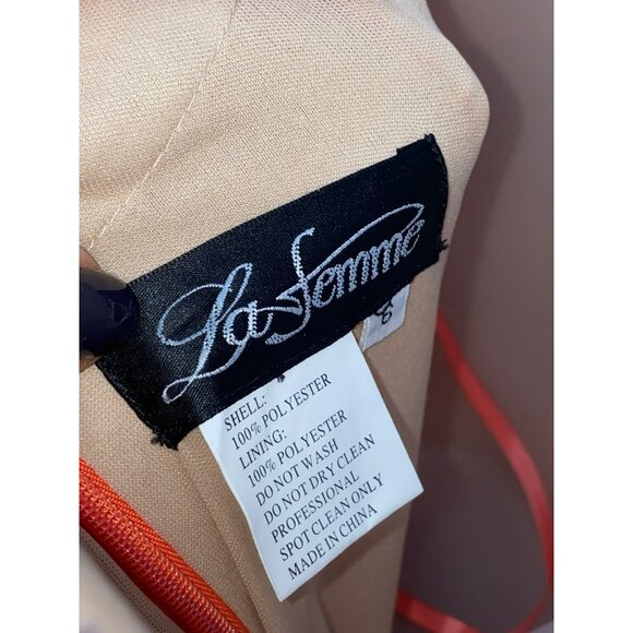 NWT La Femme Coral Lace Backless Formal Evening Gown Size 6 Coral - Picture 5 of 11